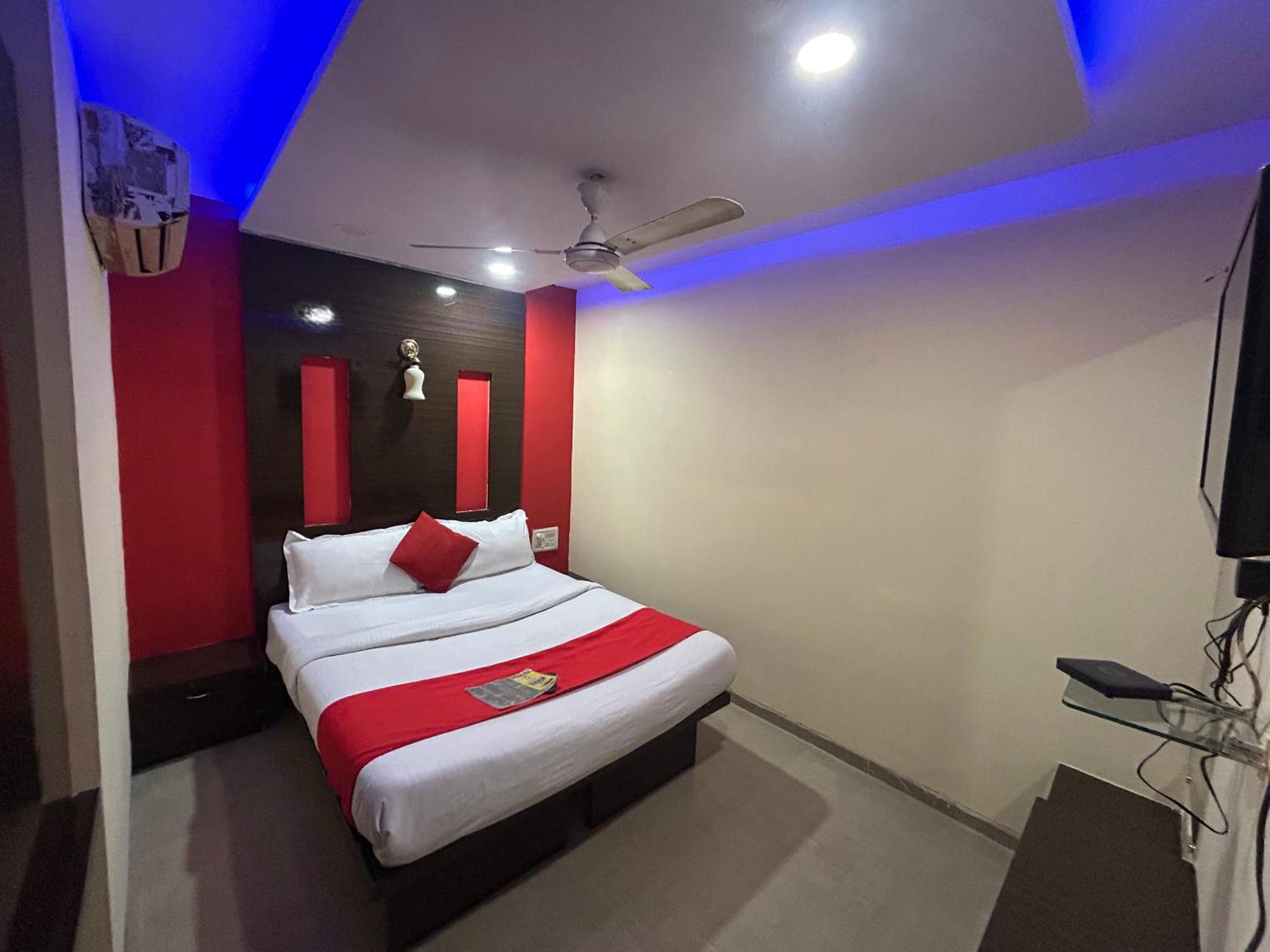 Skyway Hotel