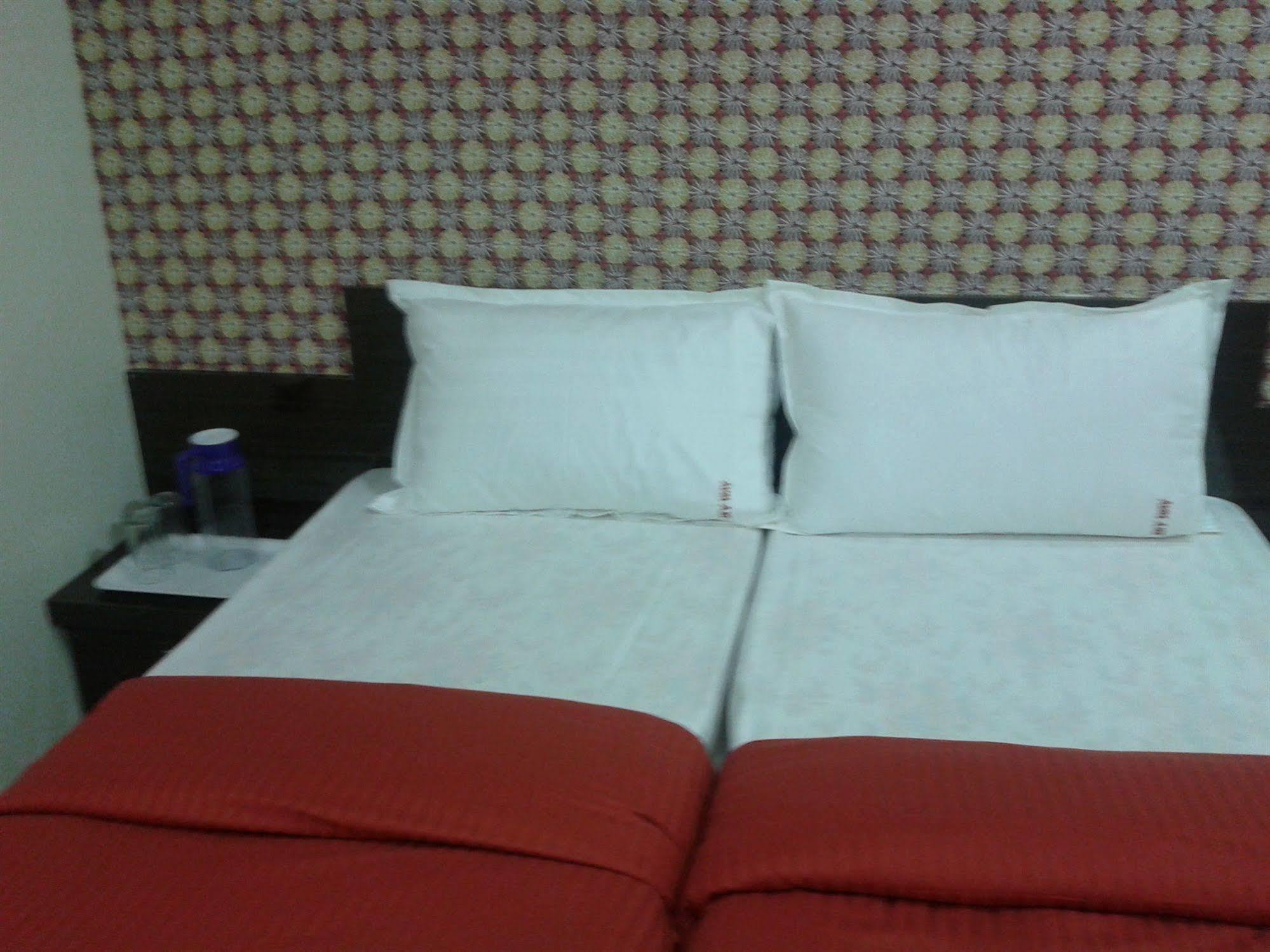 Skyway Hotel