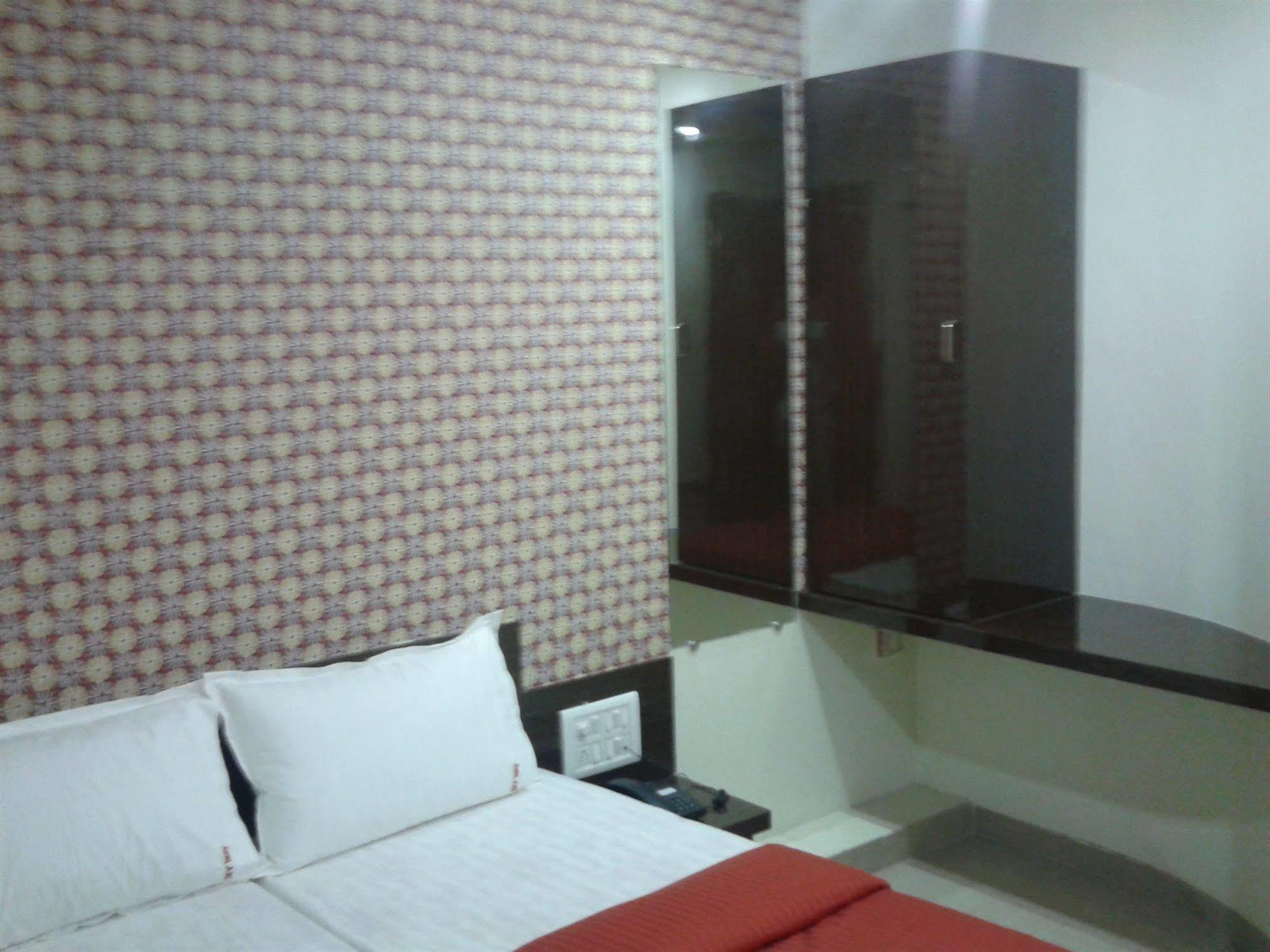 Skyway Hotel Mumbai