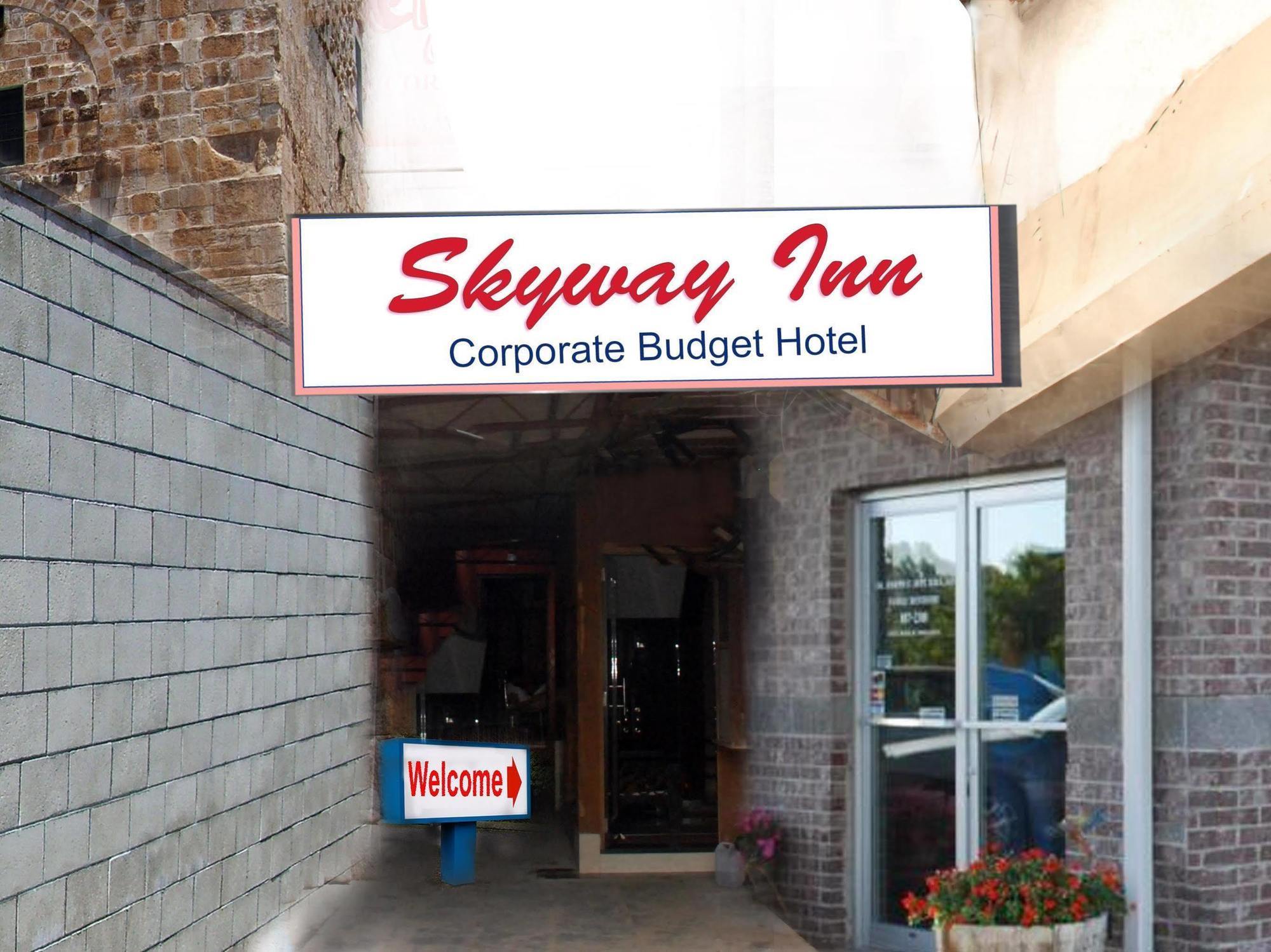 Hotel Skyway