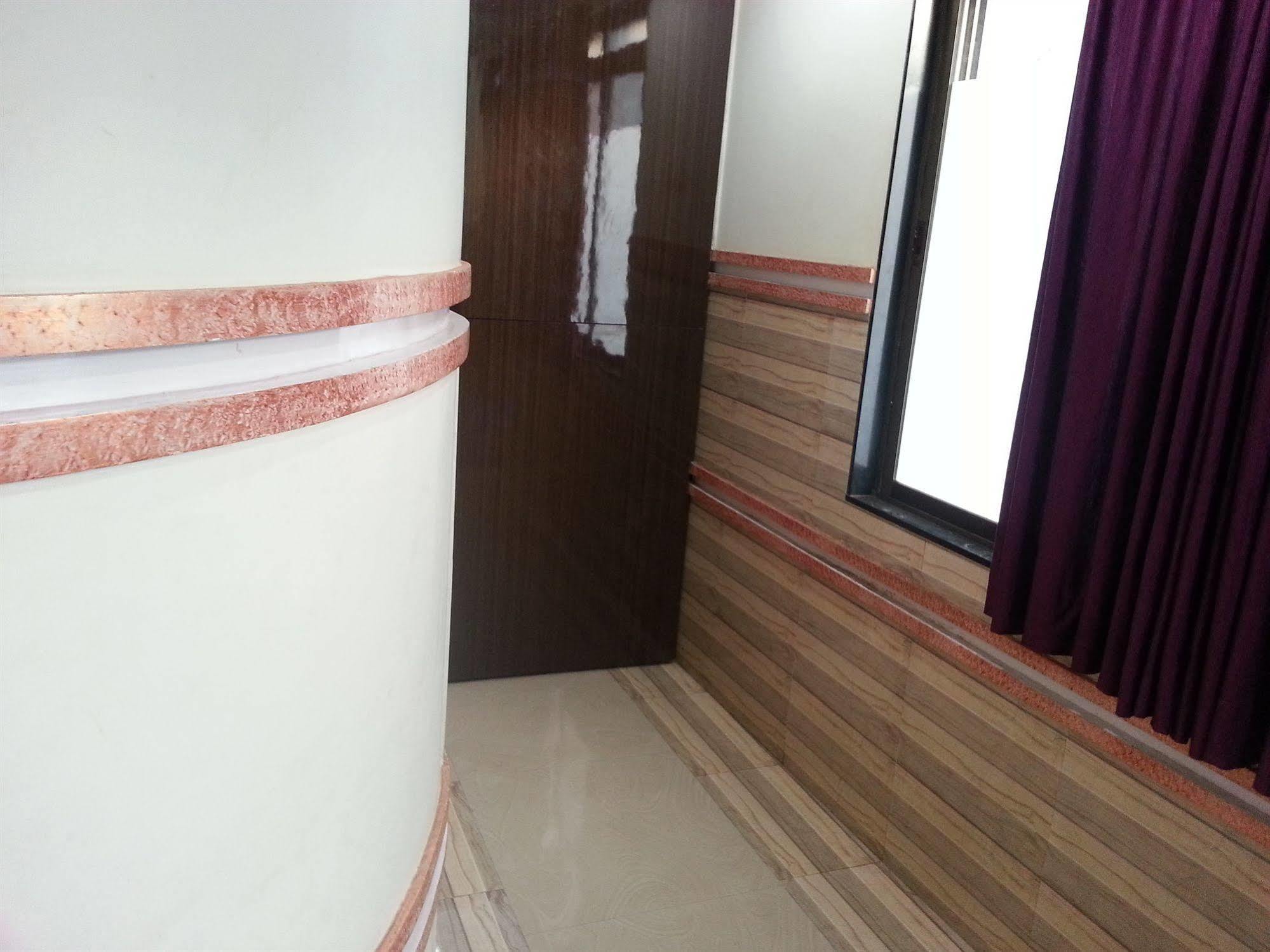 Skyway 3* Mumbai